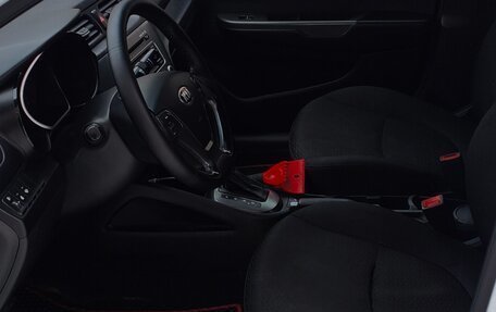 KIA Rio III рестайлинг, 2015 год, 940 000 рублей, 28 фотография