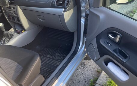 Renault Symbol, 2011 год, 470 000 рублей, 17 фотография