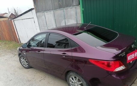 Hyundai Solaris II рестайлинг, 2012 год, 610 000 рублей, 3 фотография