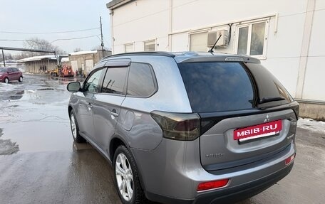 Mitsubishi Outlander III рестайлинг 3, 2012 год, 1 200 000 рублей, 6 фотография