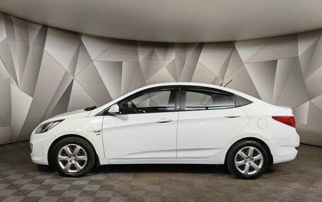 Hyundai Solaris II рестайлинг, 2013 год, 747 000 рублей, 5 фотография
