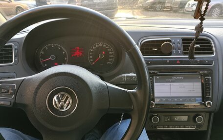 Volkswagen Polo VI (EU Market), 2014 год, 850 000 рублей, 10 фотография