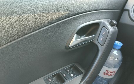 Volkswagen Polo VI (EU Market), 2014 год, 850 000 рублей, 11 фотография