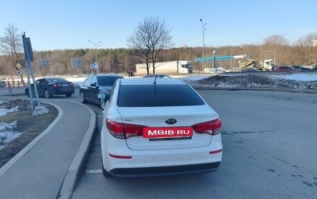 KIA Rio III рестайлинг, 2016 год, 1 100 000 рублей, 2 фотография