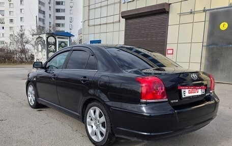 Toyota Avensis III рестайлинг, 2005 год, 780 000 рублей, 2 фотография