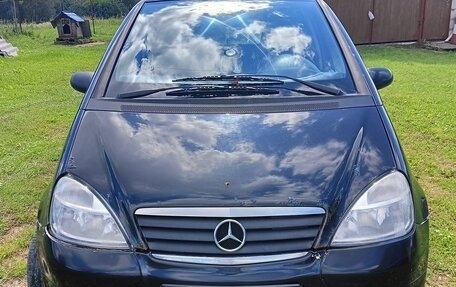 Mercedes-Benz A-Класс, 2000 год, 250 000 рублей, 1 фотография