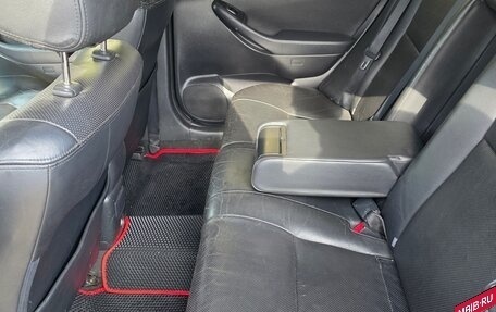 Toyota Avensis III рестайлинг, 2005 год, 780 000 рублей, 15 фотография