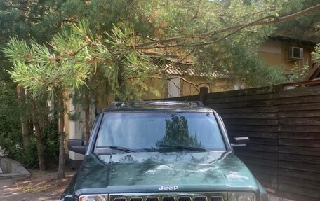 Jeep Commander, 2006 год, 1 200 000 рублей, 2 фотография