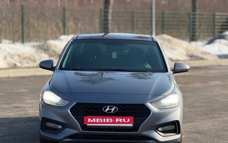 Hyundai Solaris II рестайлинг, 2017 год, 1 270 000 рублей, 3 фотография