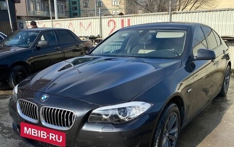 BMW 5 серия, 2011 год, 1 350 000 рублей, 3 фотография