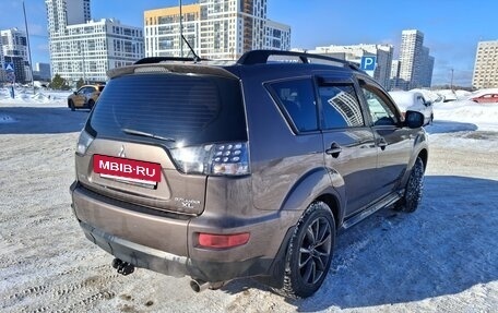 Mitsubishi Outlander III рестайлинг 3, 2010 год, 1 000 000 рублей, 5 фотография