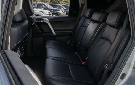 Toyota Land Cruiser Prado 150 рестайлинг 2, 2013 год, 3 350 000 рублей, 10 фотография