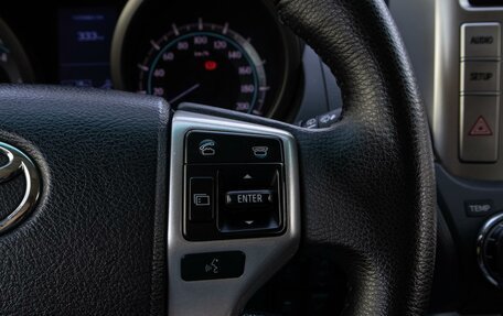 Toyota Land Cruiser Prado 150 рестайлинг 2, 2013 год, 3 350 000 рублей, 20 фотография