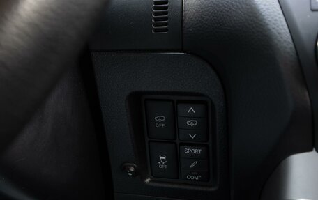 Toyota Land Cruiser Prado 150 рестайлинг 2, 2013 год, 3 350 000 рублей, 22 фотография