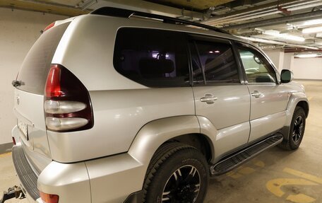 Toyota Land Cruiser Prado 120 рестайлинг, 2004 год, 1 490 000 рублей, 2 фотография