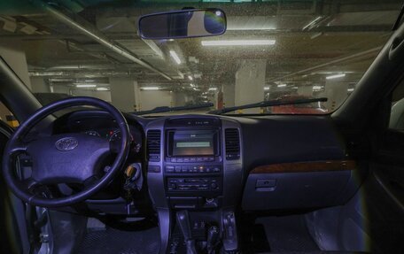 Toyota Land Cruiser Prado 120 рестайлинг, 2004 год, 1 490 000 рублей, 20 фотография