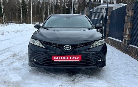 Toyota Camry, 2018 год, 1 989 000 рублей, 7 фотография