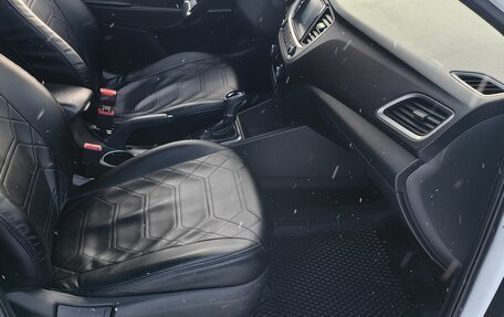 Hyundai Solaris II рестайлинг, 2017 год, 1 340 000 рублей, 9 фотография