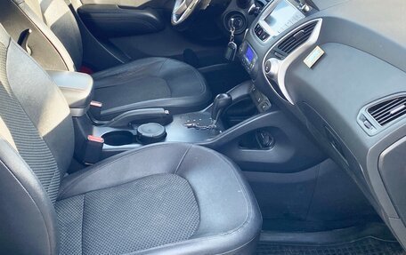 Hyundai ix35 I рестайлинг, 2013 год, 1 400 000 рублей, 7 фотография