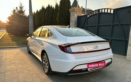 Hyundai Sonata VIII, 2021 год, 2 250 000 рублей, 5 фотография