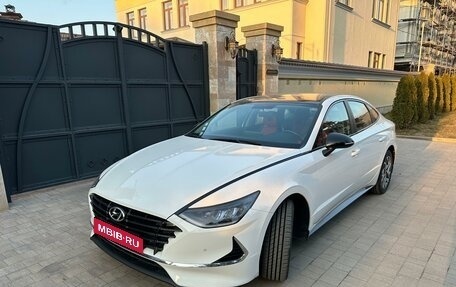 Hyundai Sonata VIII, 2021 год, 2 250 000 рублей, 4 фотография