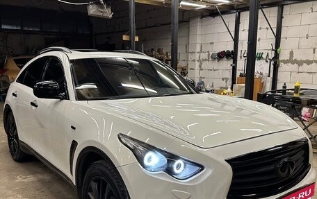 Infiniti FX II, 2012 год, 1 980 000 рублей, 2 фотография