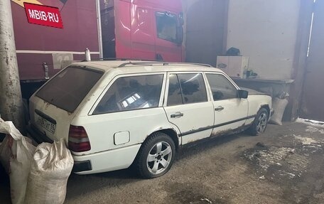 Mercedes-Benz E-Класс, 1992 год, 160 000 рублей, 4 фотография