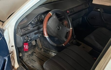Mercedes-Benz E-Класс, 1992 год, 160 000 рублей, 5 фотография