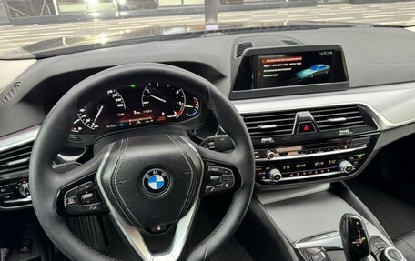 BMW 5 серия, 2019 год, 2 950 000 рублей, 9 фотография