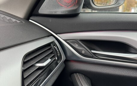 BMW 5 серия, 2019 год, 2 950 000 рублей, 13 фотография