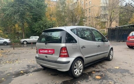Mercedes-Benz A-Класс, 2003 год, 400 000 рублей, 3 фотография