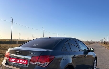 Chevrolet Cruze II, 2011 год, 725 000 рублей, 7 фотография