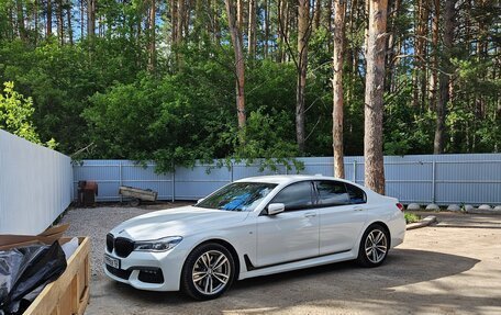 BMW 7 серия, 2017 год, 3 850 000 рублей, 4 фотография