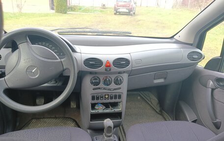 Mercedes-Benz A-Класс, 2000 год, 250 000 рублей, 8 фотография