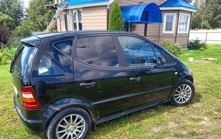 Mercedes-Benz A-Класс, 2000 год, 250 000 рублей, 4 фотография