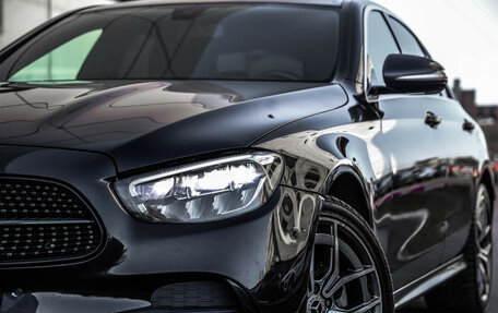 Mercedes-Benz E-Класс, 2020 год, 3 800 000 рублей, 2 фотография