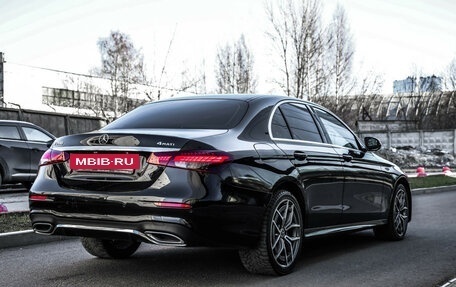 Mercedes-Benz E-Класс, 2020 год, 3 800 000 рублей, 5 фотография