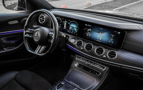 Mercedes-Benz E-Класс, 2020 год, 3 800 000 рублей, 9 фотография