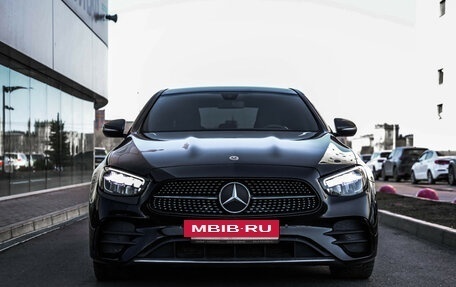 Mercedes-Benz E-Класс, 2020 год, 3 800 000 рублей, 3 фотография