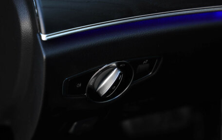 Mercedes-Benz E-Класс, 2020 год, 3 800 000 рублей, 23 фотография