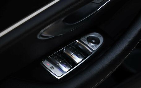 Mercedes-Benz E-Класс, 2020 год, 3 800 000 рублей, 25 фотография