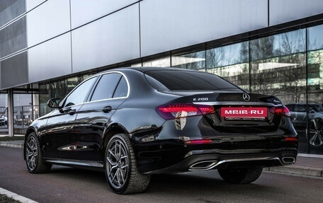 Mercedes-Benz E-Класс, 2020 год, 3 800 000 рублей, 7 фотография