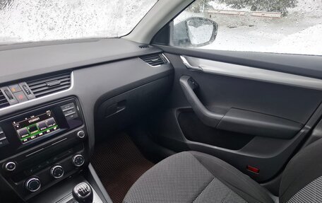 Skoda Octavia, 2016 год, 970 000 рублей, 15 фотография