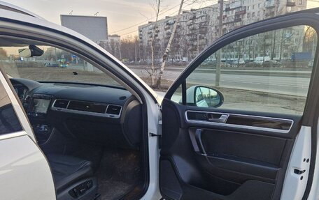 Volkswagen Touareg III, 2018 год, 3 090 000 рублей, 10 фотография