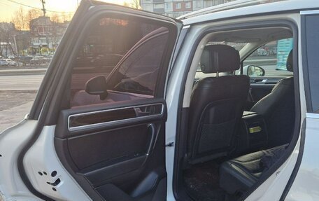 Volkswagen Touareg III, 2018 год, 3 090 000 рублей, 11 фотография