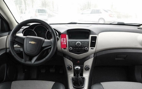 Chevrolet Cruze II, 2011 год, 790 000 рублей, 3 фотография