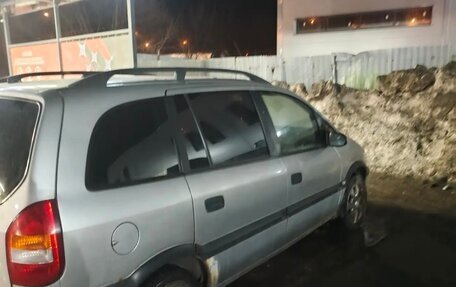 Opel Zafira A рестайлинг, 2000 год, 140 000 рублей, 6 фотография