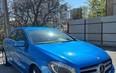 Mercedes-Benz A-Класс, 2014 год, 1 490 000 рублей, 3 фотография