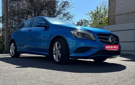 Mercedes-Benz A-Класс, 2014 год, 1 490 000 рублей, 2 фотография