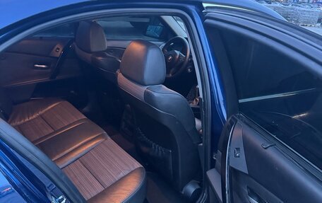 BMW 5 серия, 2004 год, 880 000 рублей, 9 фотография